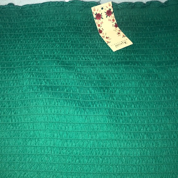 Crop top - Picture 4 of 4